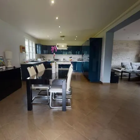 Villa Normandie Pour 15 Personnes Avec Jacuzzi