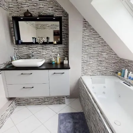 Normandie Pour 15 Personnes Avec Jacuzzi Villa Saint-Pierre-des-Ifs (Eure)
